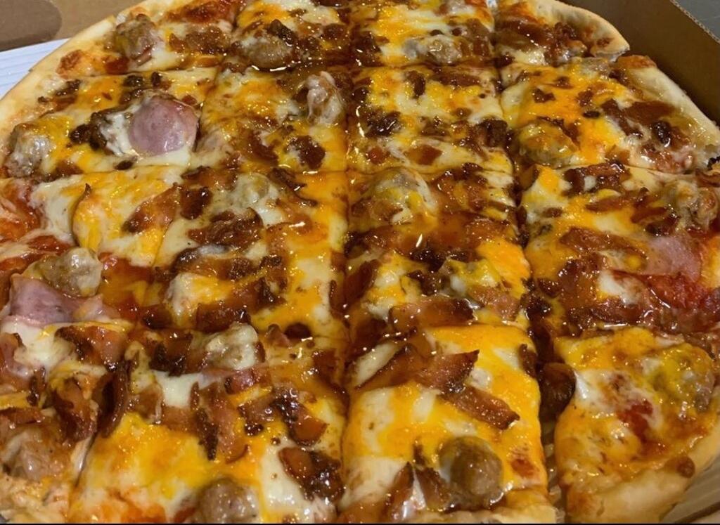 Linwood Pizza, Wyoming MN Meat & Maple Pizza